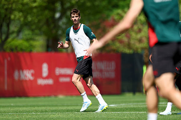 غابيا لاعب ميلان في تصريحات لـ MilanNewsit: أنا أشعر بتحسن كبير الآن. مررت بفترة صعبة، خاصة أنها كانت أول عملية جراحية لي. لكنها ساعدتني على فهم جسدي بشكل أفضل وتطوير بعض الجوانب البدنية.. أشكر الطاقم الطبي وأخصائيي العلاج الطبيعي وكل من دعمني كانوا مثل العائلة بالنسبة لي 