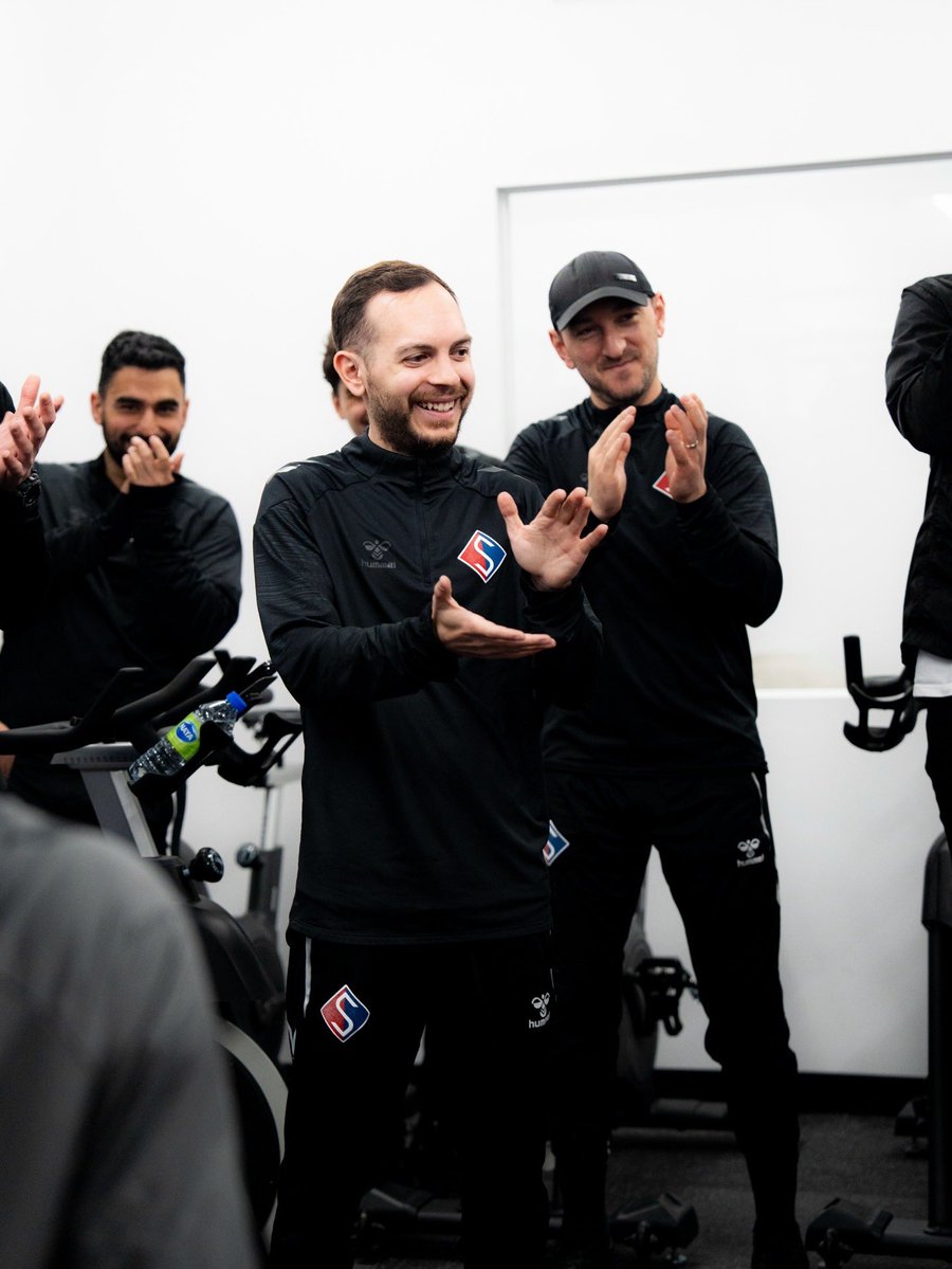 FC Supra Québec tweet media