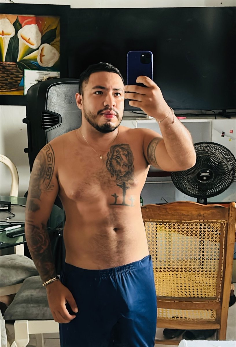 MRDanielss tweet media