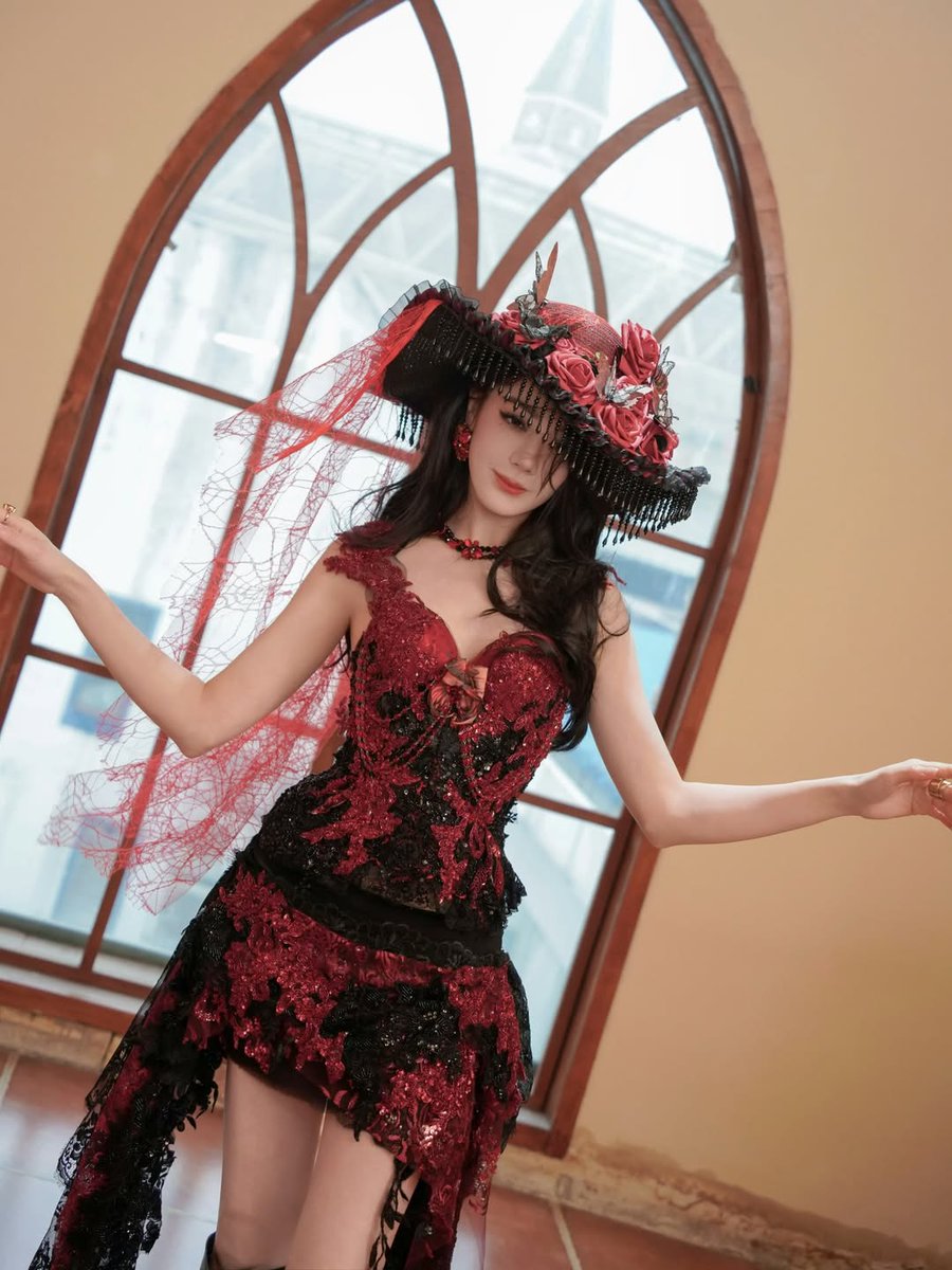 mermaid_lucia_'s tweet photo. Dilraba in our custom ruby outfit β crimson lace, black embroidery, rose details, and a dramatic veil hat. A bold statement of dark romance and couture elegance. β€οΈπ€
#Dilraba #ZIWU #RubyOutfit #GothicFashion #Couture #RedAndBlack #DarkRomance https://t.co/4QxTfCxFse
