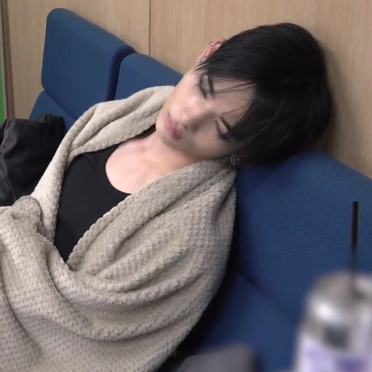 prii : sevEN ❤️ tweet media