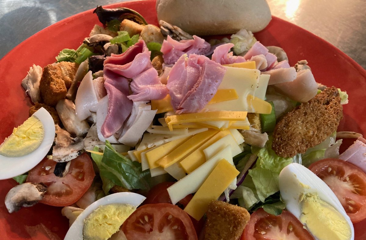 TC's Referee Sports Bar & Grill tweet media