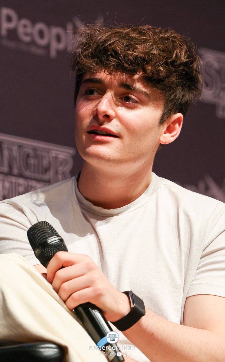 NoahUpdatES tweet media