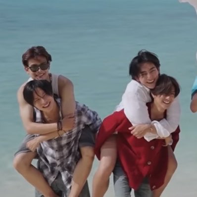 ★ ʀᴀʀᴀ ★ tweet media