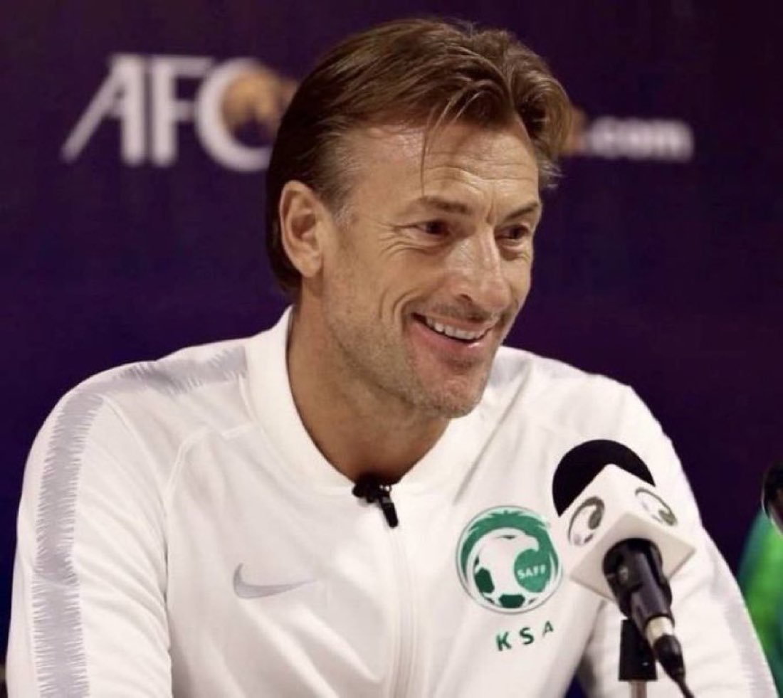 قورجس tweet media