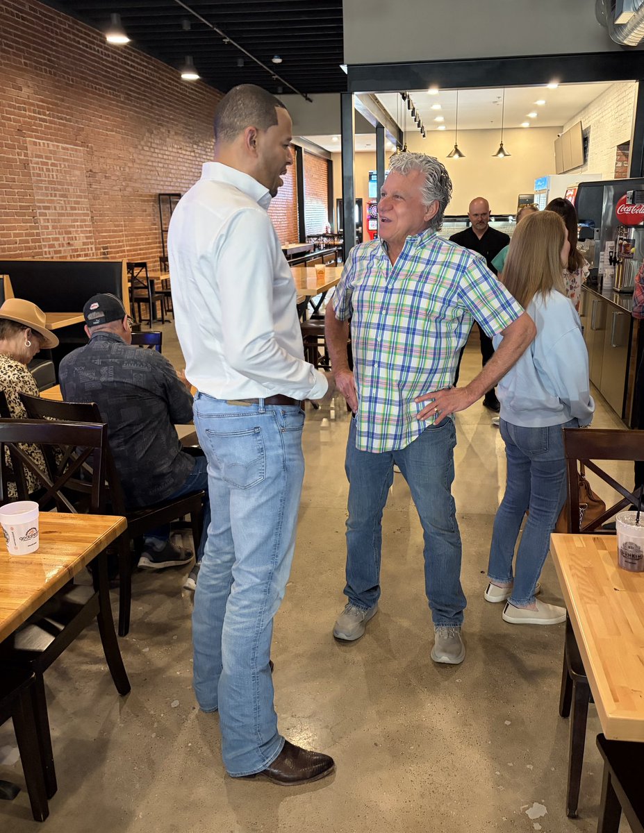 TWShannon's tweet photo. Thank you, Cushing, for the invite! Grateful for small town Oklahoma. These communities are true powerhouses.
I see you. I hear you. And I’m fighting for you. 💪🏽
#JustGettingStarted #OklahomaFirst #SmallTownStrong #MainStreet #OKStrong https://t.co/E1236fKKcK