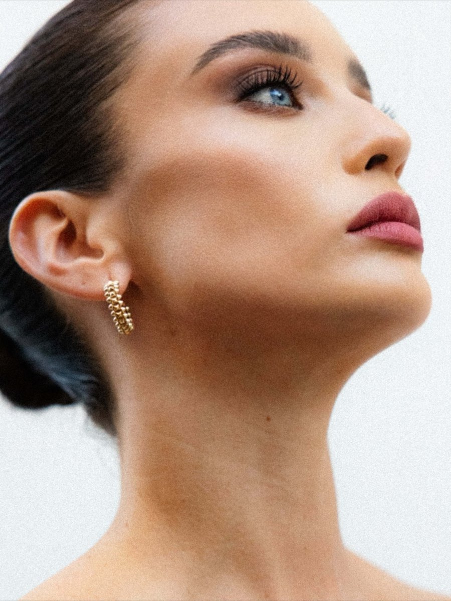 María Pedraza  tweet media