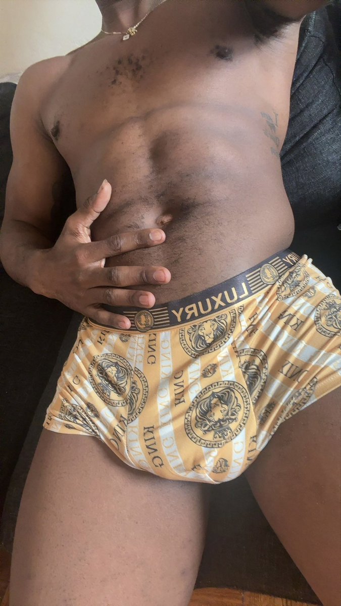 april showers bring RAY flowers ☔️💐 tweet media