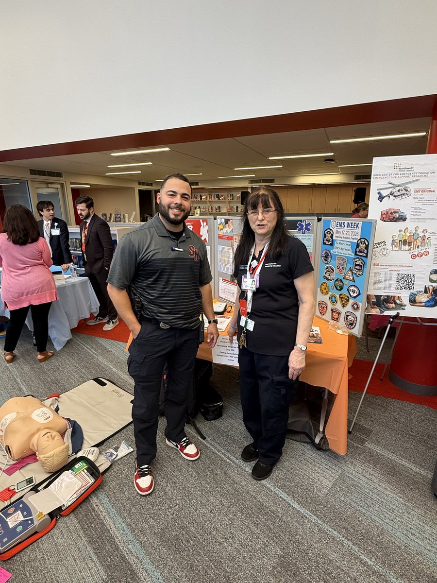 TarrySup's tweet image. Grateful to Northwell Health for supporting our Medical Career Fair and inspiring our students to explore careers in healthcare.
A special thank you to our incredible Guidance Department for making this opportunity possible! #FutureReady @ufsdtarrytowns