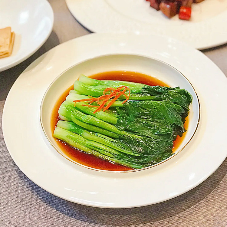 Red Horse tweet media