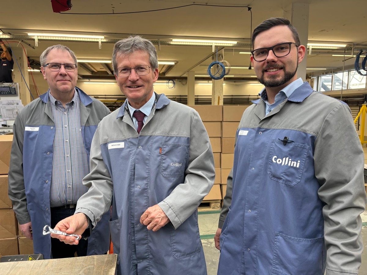 LUinVienna's tweet photo. Werkbesuch von Botschafter Jean Graff 🇱🇺 bei Collini (Vorarlberg), führender Industriedienstleister von Oberflächenmetallbeschichtung
@LUinVienna #Luxembourg #ManufacturerVisit https://t.co/cqZk2Qpsjq