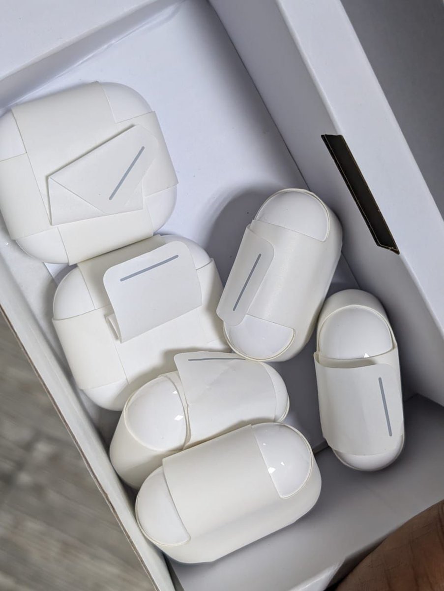 ceejay_gadgets's tweet image. Apple Airpods 4 (Non ANC) - N119,999
Apple Airpods 4 With (ANC) - N159,999

#ceejaygadgets #gadget #appleairpods #foryoupage #computervillageikeja