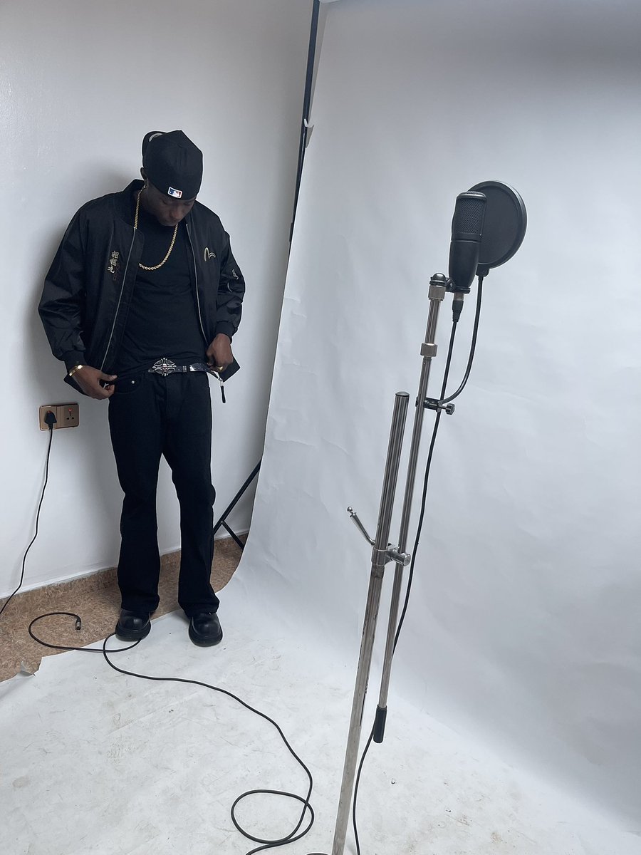 only1Donwale's tweet image. Good evening #grind