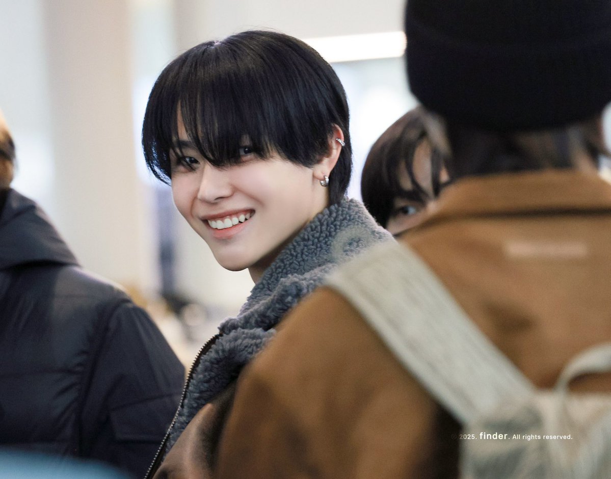 りなり tweet media