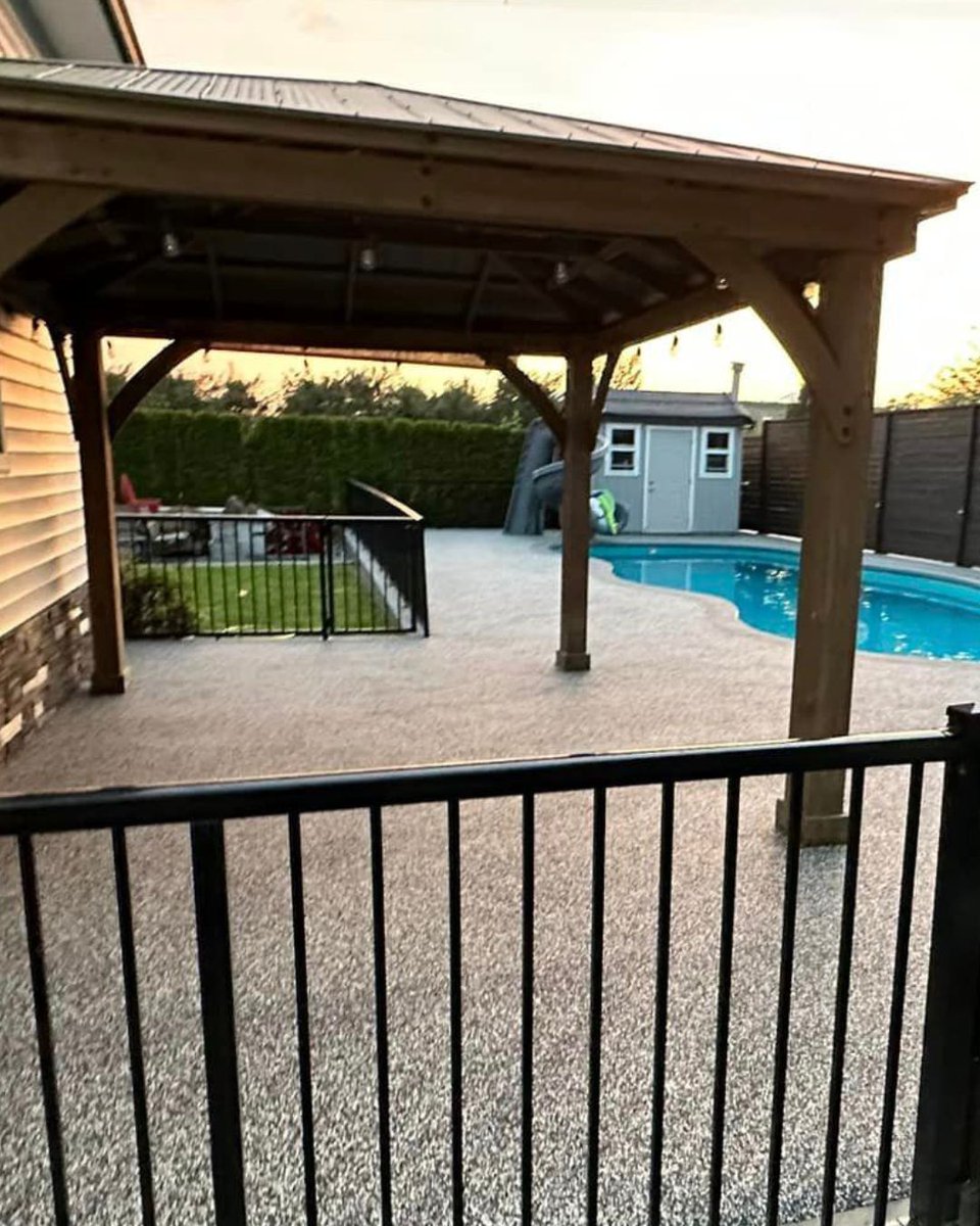 BCecopaving's tweet photo. The paving on this before image looks so slippery and dangerous! No wonder they opted for our grippy rubber pool deck solution. 

#RosedaleBC #EcoPaving https://t.co/m3p2OwgKwi