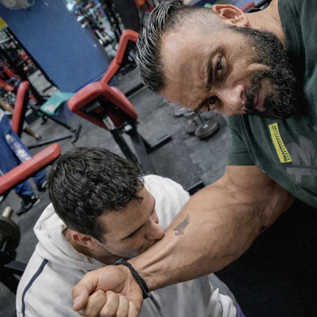 MMike712's tweet image. Good boys get rewarded
#bodybuilder #bodybuilding #aesthetics #gymlife #gymworkout #nopainnogain #cashmaster #fitness #fitnessmotivation #findom #blouldershoulders #legday #biceps #bodybuilderlifestyle #alphamale