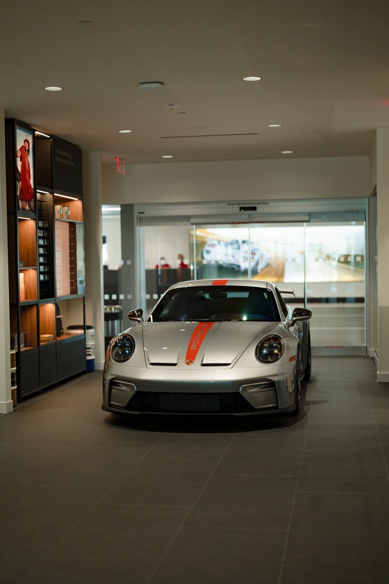 Porsche North Scottsdale tweet media