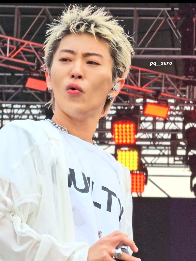 이두노 tweet media