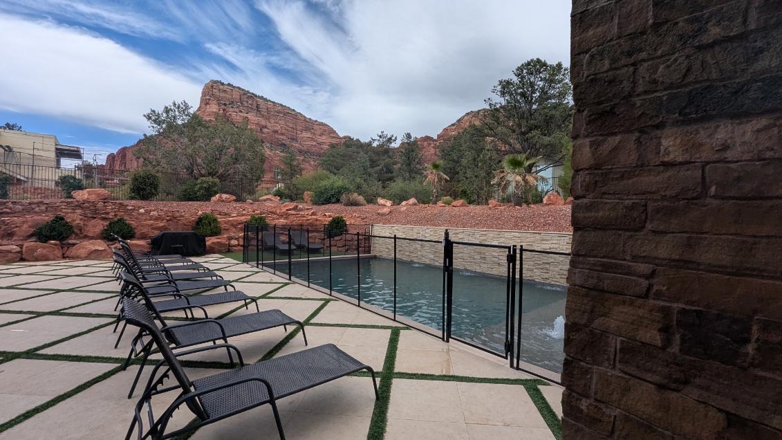 BabyGuardAz's tweet image. Got questions about pool safety? Ask us anything!

#PoolSafetyFirst #BabyGuardPhoenix