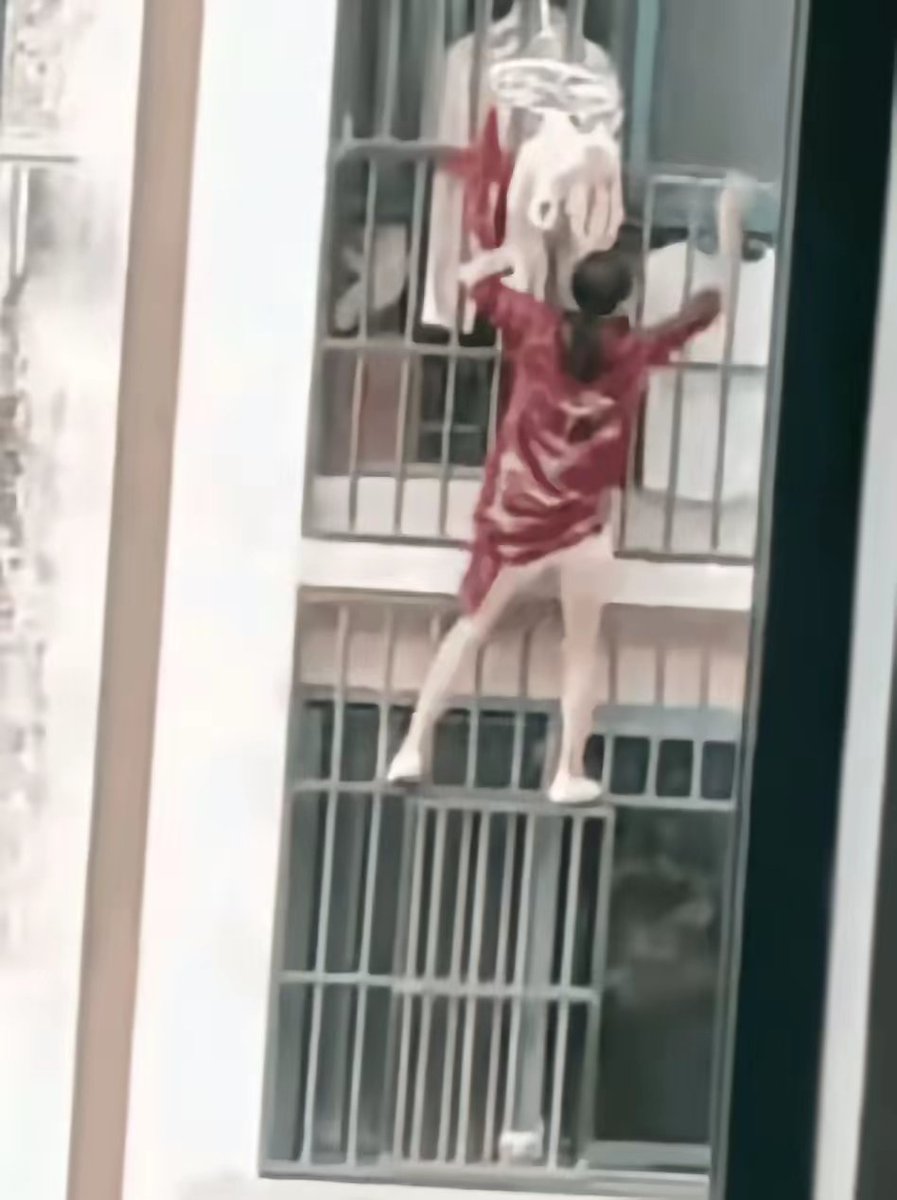 爱新觉罗敏敏子 tweet media