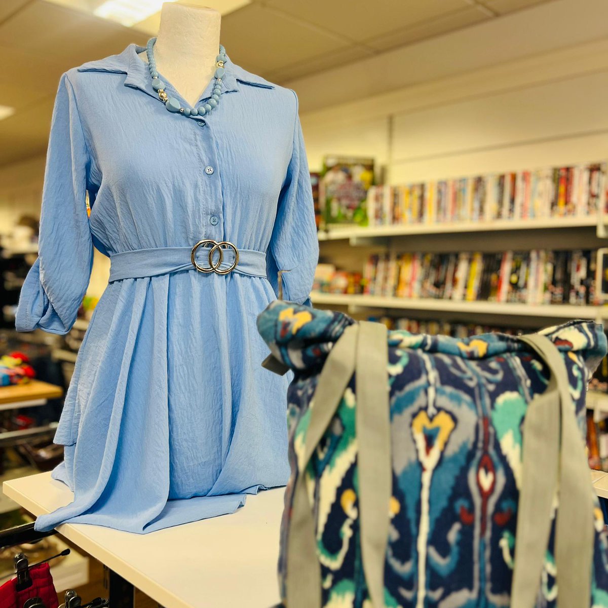 TemplarsSquare's tweet photo. Be a fashion recycler ♻️

Give your pre loved pieces a second life and discover something new to you at Sue Ryder.

Sustainable shopping never looked so good.

#EarthDay #SecondHandStyle #TemplarsSquare https://t.co/XDEXzVAs2k
