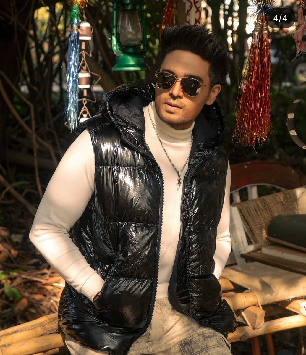 Be Positive tweet media