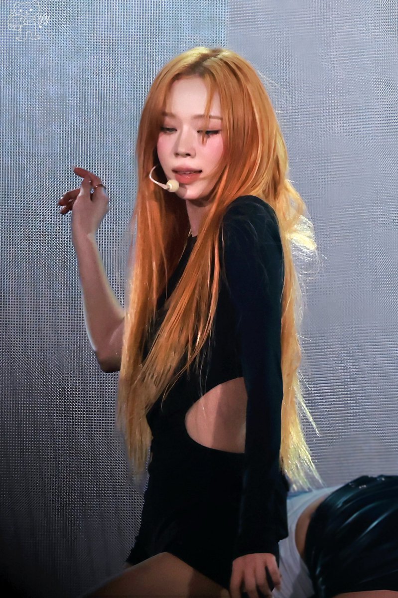 Winnnnnnyy tweet media