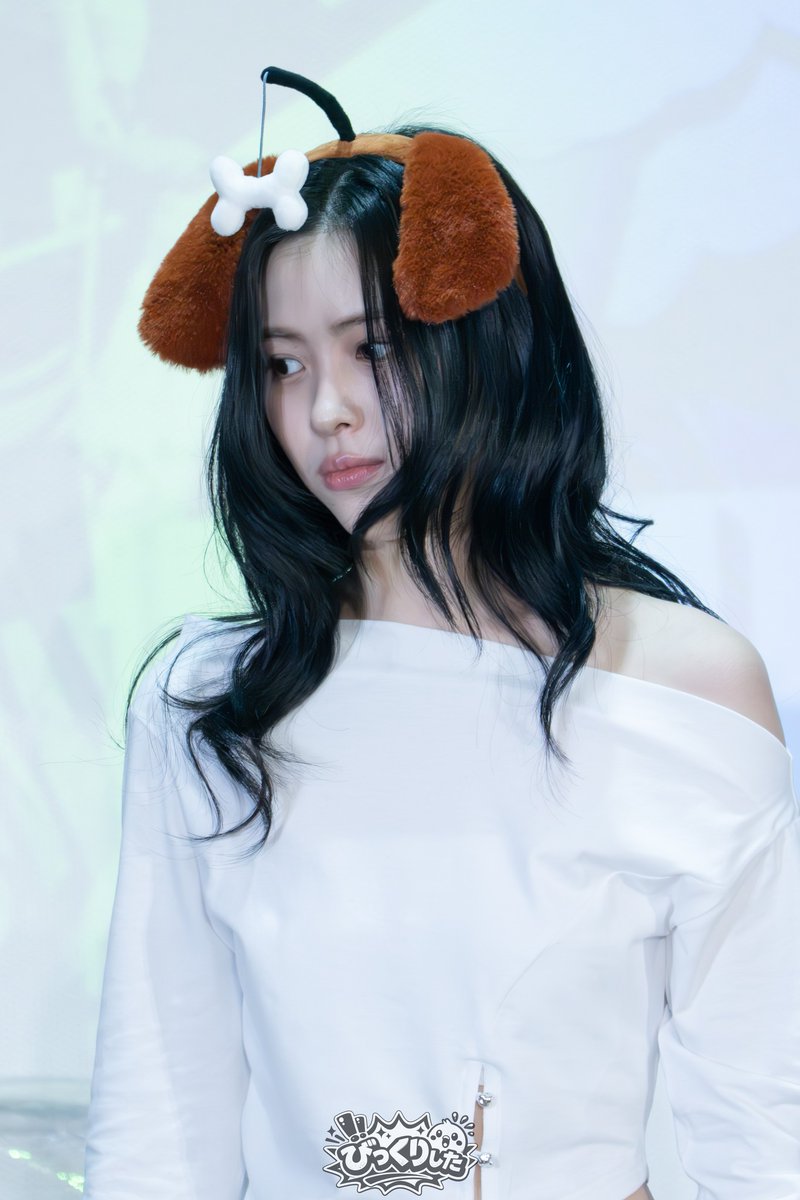 wei891212's tweet photo. 260417 リュジンさん ハピバ🎂🎉

260111 MS &amp; 260227 KM 
#ITZY #MIDZY 
#RYUJIN #류진 
#HappyRyujinDay 
#봄이_왜_따뜻한가_했는데_류진이가_태어났구나 #EP25_StarringRYUJIN https://t.co/f1ARv7XgSJ