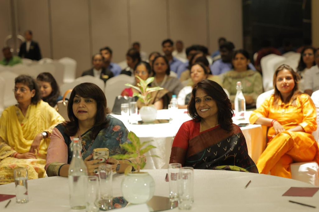 India.com tweet media