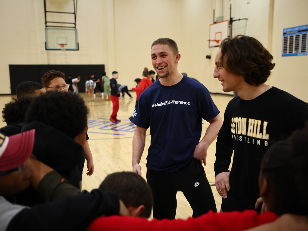 NCAADII's tweet image. Day 2️⃣ of the #NCAA Community and Belonging Campaign!

Share how you use your voice to lead and uplift your campus and community! ⤵️ 

#MakeItYours