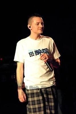 Sandrine Lefort ( Chester Bennington) tweet media
