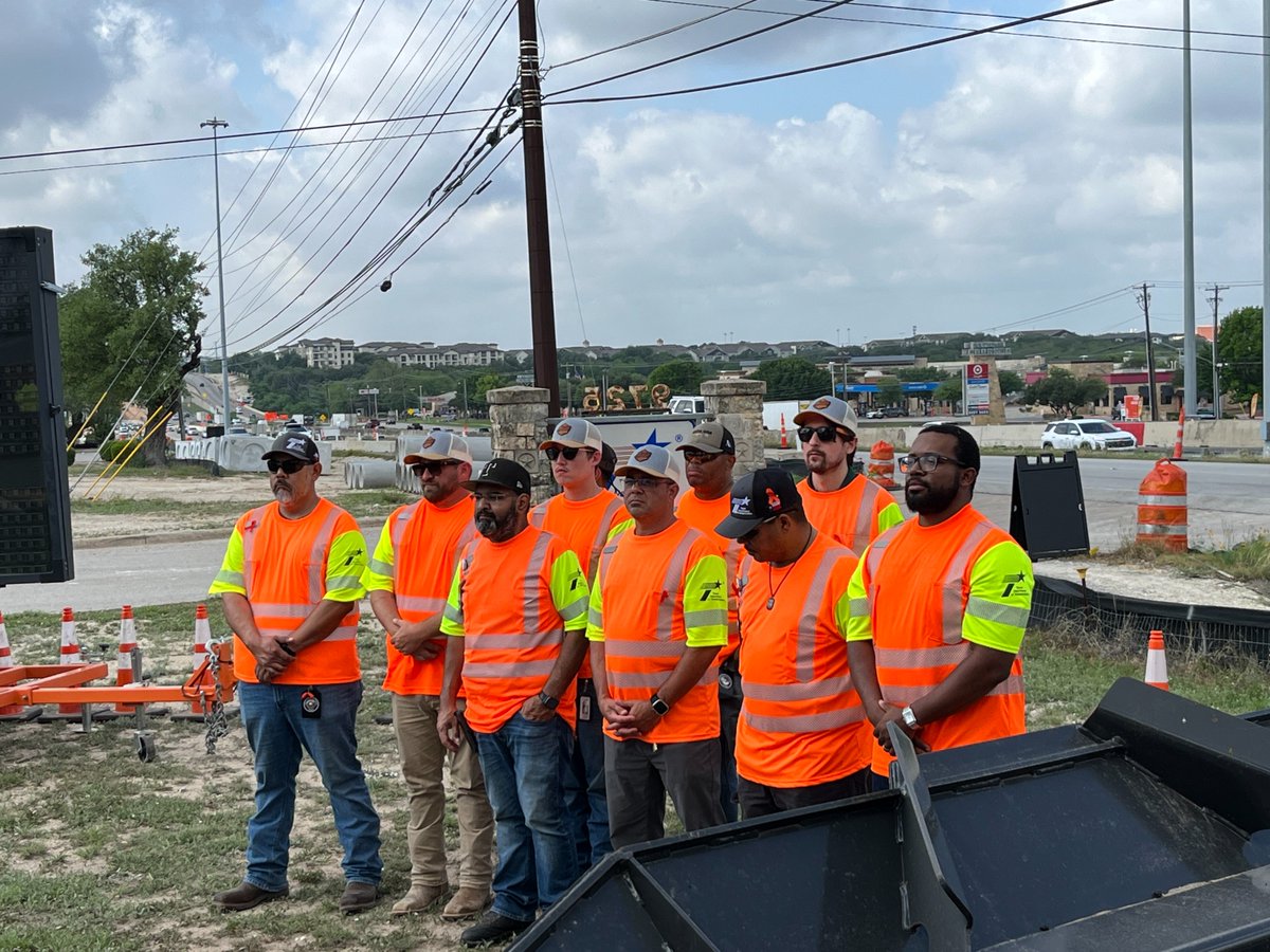 TxDOT tweet media