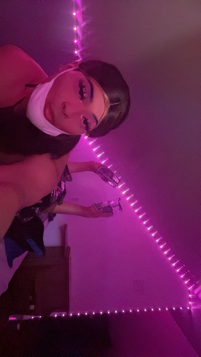 sissysiennadoll's tweet photo. Love being a sissy slut for you daddy #crossdresser #crossdressing #feminization #sissification #sissylife #sissycaptions https://t.co/SbGBsyFNaX