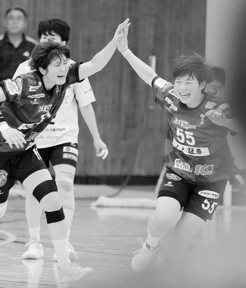 pp181590's tweet photo. やってみて失敗して反省してまたチャレンジしての繰り返しだけど、ハンドボールを楽しむことを忘れちゃいけない！！し、楽しむための準備と考えることをやめないこと。
#踏ん張れ https://t.co/OjMF8xPD1i