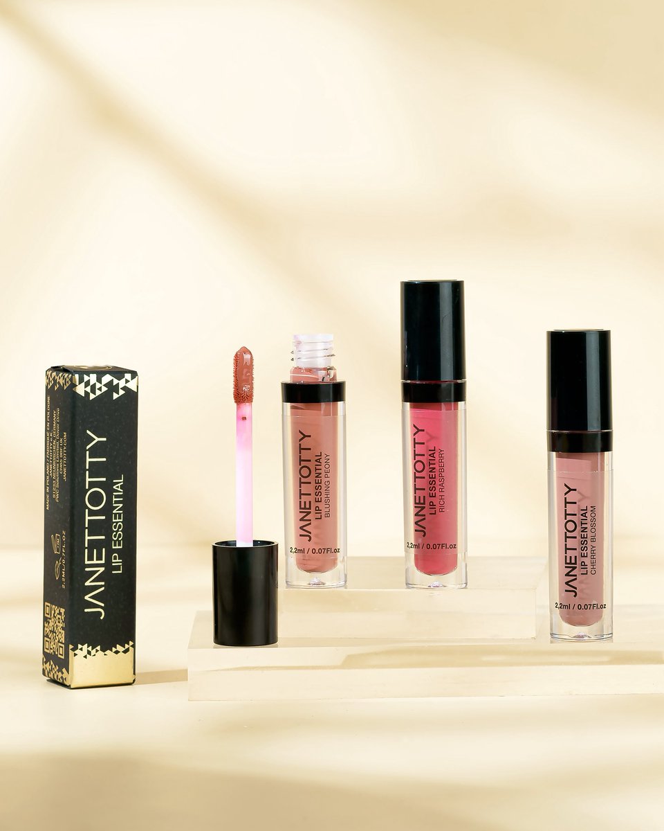 JANETTOTTY62459's tweet image. "You have enough lip gloss," said no one ever (and if they did, we don't need that kind of negativity). 

There’s always room for one more shade. 💄

#lipgloss #makeupindustry #makeupgirlies