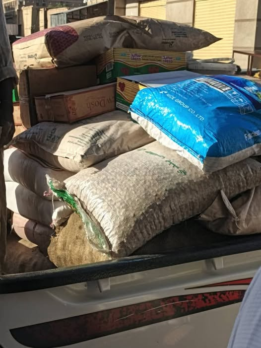 BayonaOm0's tweet image. In these difficult circumstances, food support initiatives alleviate the burden on students and help them focus on their exams.
A salute to all efforts supporting education 💙
#Darfur
#SupportingStudents
#Education