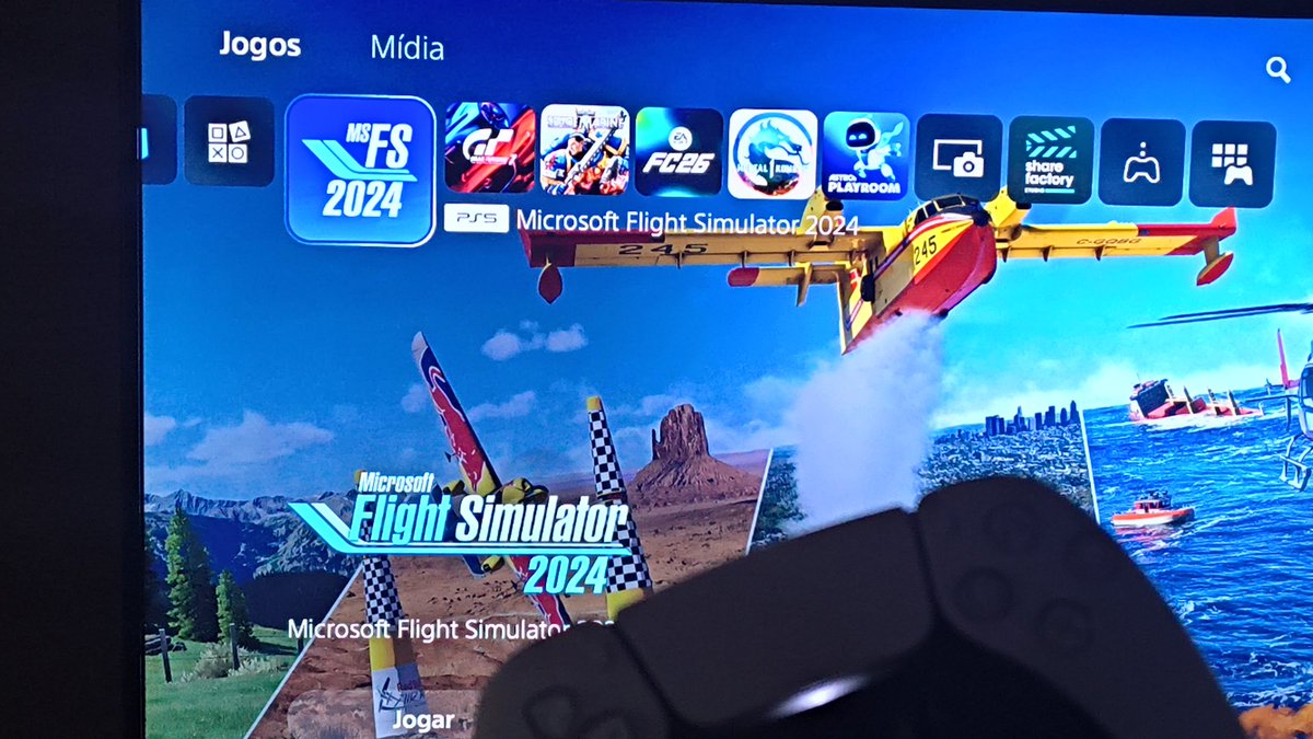 Vício nesse jogo melhor coisa que comprei .. #FlightSimulador <a href="/PlayStation/">PlayStation</a> 🛩️