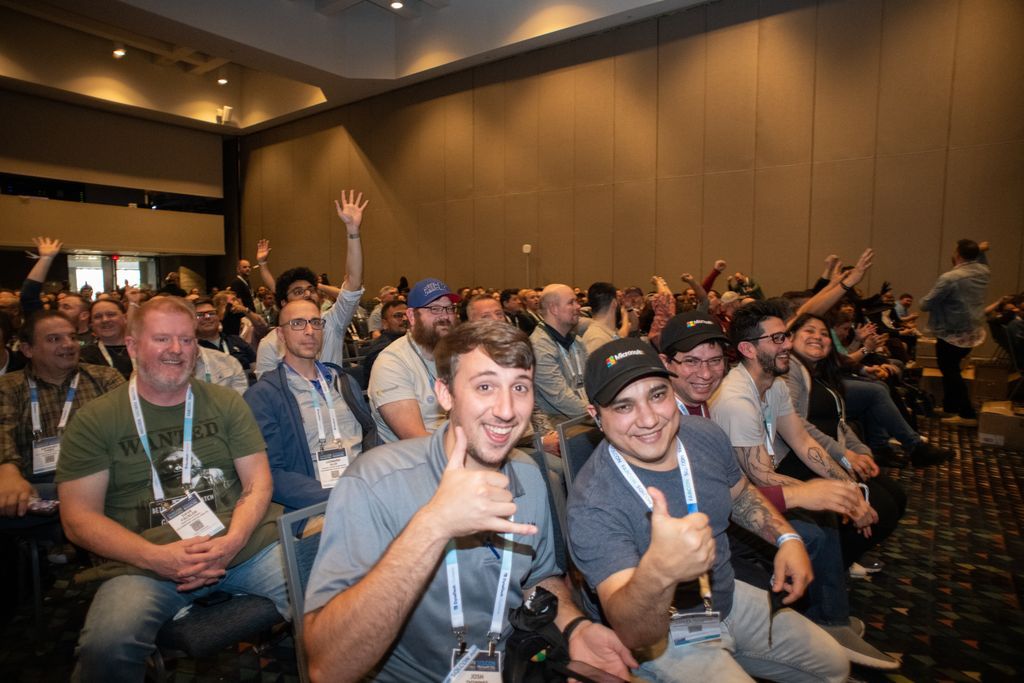The Microsoft Fabric & SQL Community Conferences tweet media