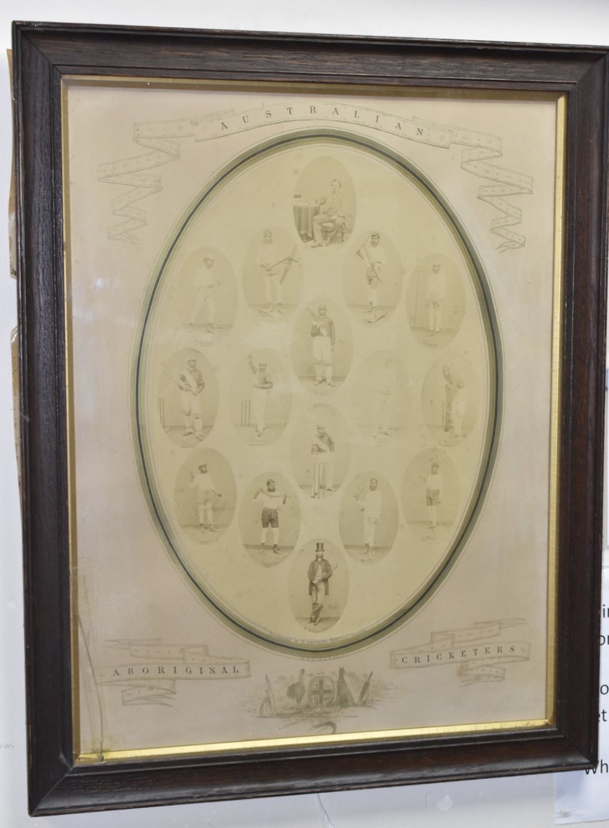 Auctionwint's tweet photo. 💎 Staff Picks of the Week 💎
From Moorcroft ceramics to a Jukebox, our team have picked their favourites from this week’s auction.
View these online now - https://t.co/HmEQF1hfGR
Which one would you bid on? 👇
#AuctionHighlights #StaffFavourites #Jewellery #Collectables #RichardWintertonAuctioneer