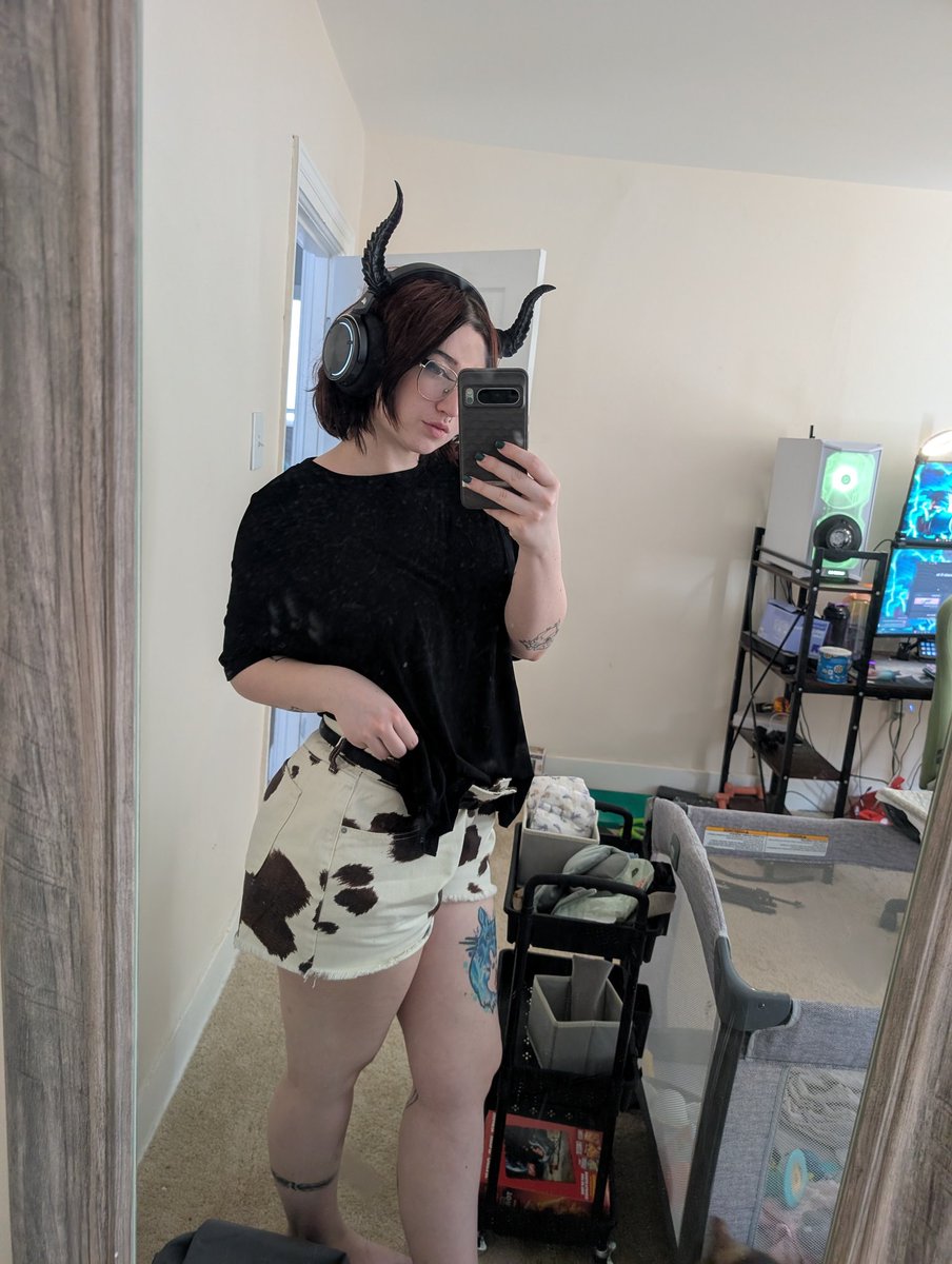 Emoreptar 🦖 strimmer tweet media