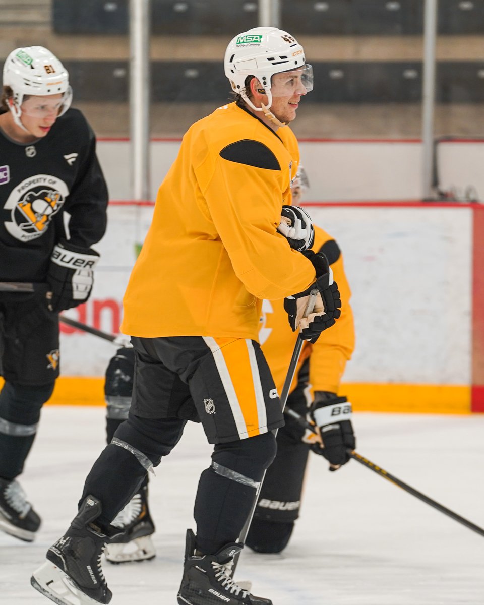 x - Pittsburgh Penguins tweet media