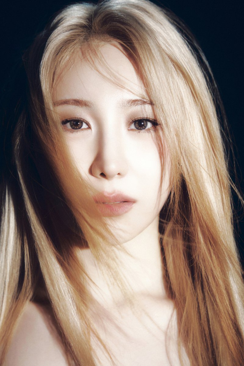 이채연(LEE CHAE YEON) Official tweet media