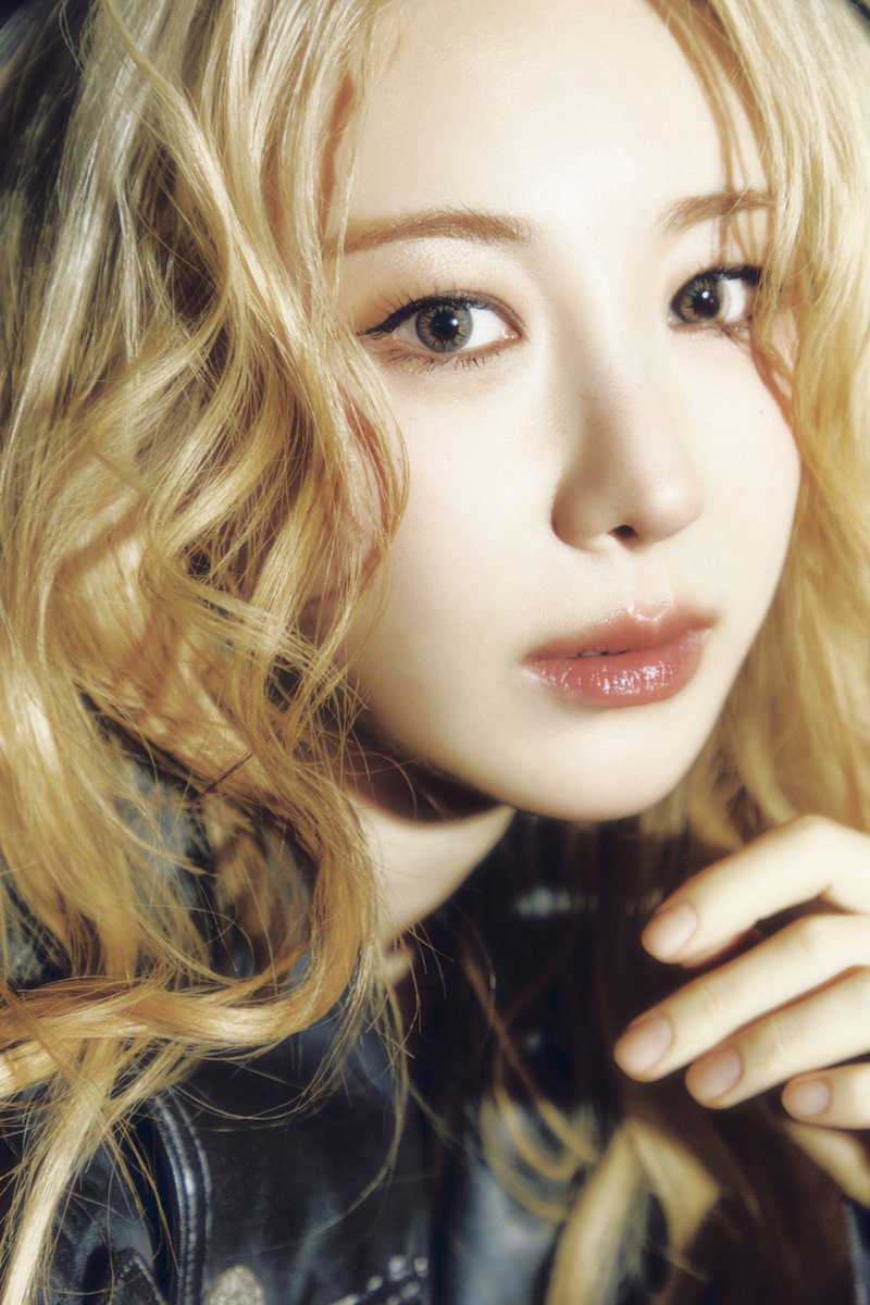 이채연(LEE CHAE YEON) Official tweet media