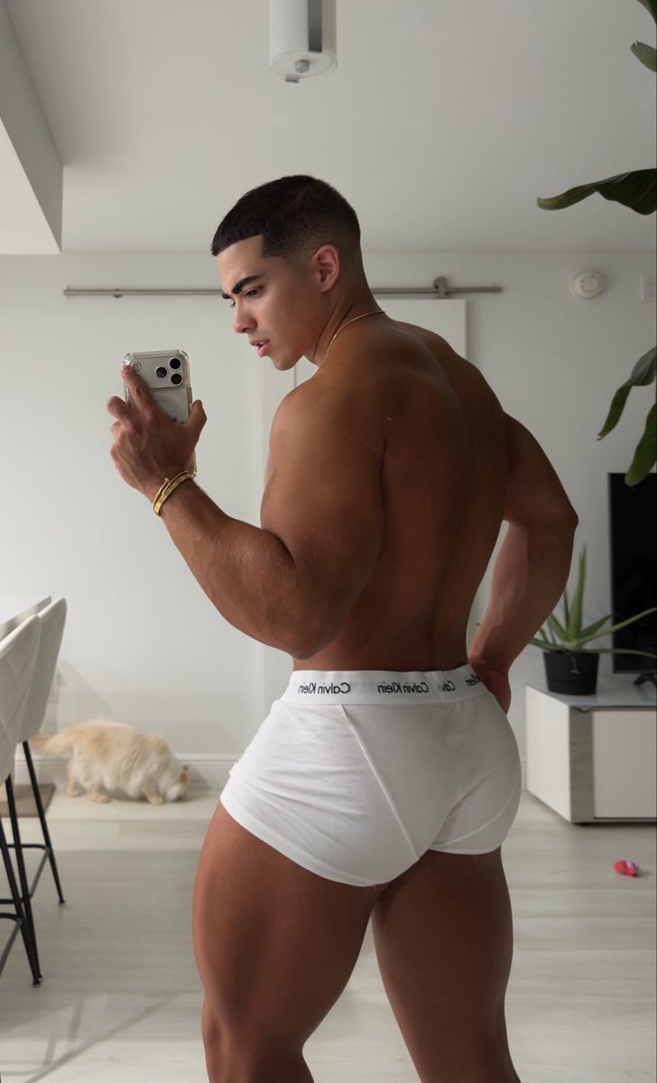 itsvarone's tweet photo. Good morning BB

https://t.co/J7IAi7rz1h 
🍑🍆🎁🥵🔥

Contenido exclusivo https://t.co/rAfDrEDuaI