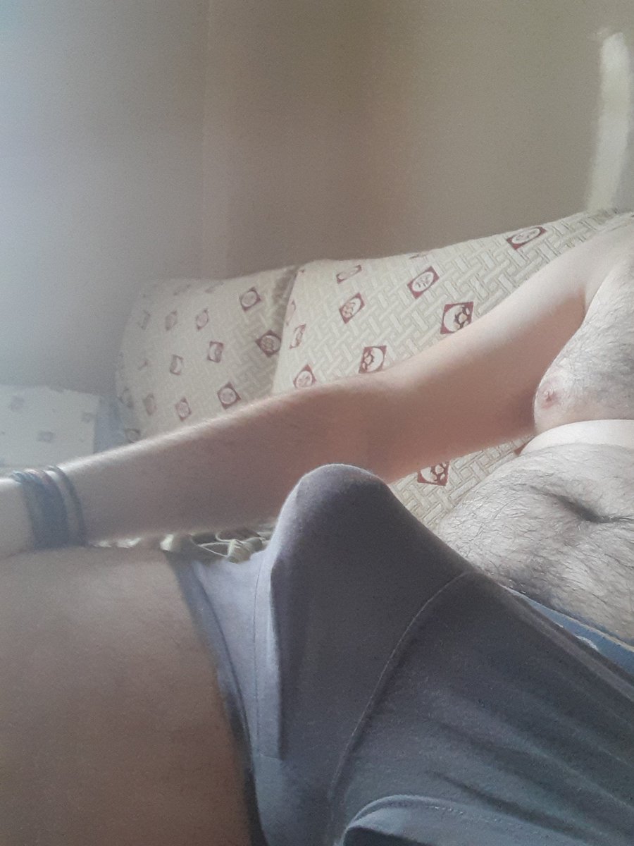 thomas_tom96's tweet photo. Χτυπάμε κόκκινο στις καύλες😋😋😋😉😉😉 https://t.co/ggev4PiHr1