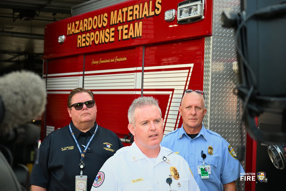 HoustonFire's tweet image. This May marks the 50th anniversary of the 1976 anhydrous ammonia tanker crash on the SW Freeway. KPRC 2 visited Station 22 this week to interview two retired HFD members who responded that day. Stay tuned for their story next month. #HoustonFire #Hazmat #HoustonHistory