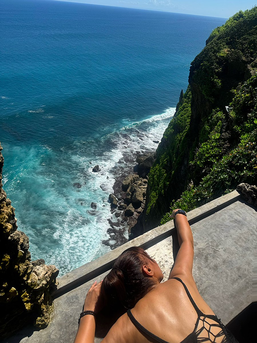 MaheckChahal's tweet image. #bali ♥️