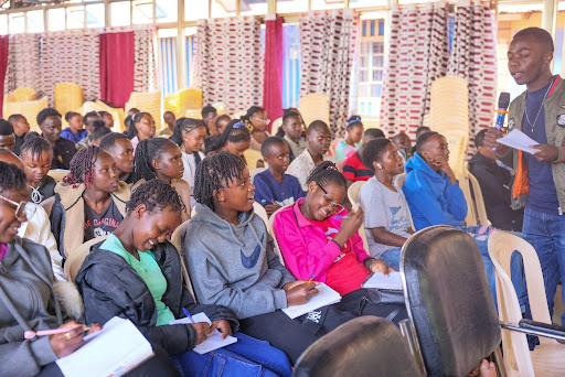 HopeCoreKenya's tweet image. At the HopeCore Youth Center, a powerful shift is happening: through our #PeerCounseling Program, young people are no longer facing life’s struggles alone. Open to all youth, Free to join. Visit today!
#YouthEmpowerment #MentalHealthAwareness #Chogoria #HopeCore #KenyaYouth