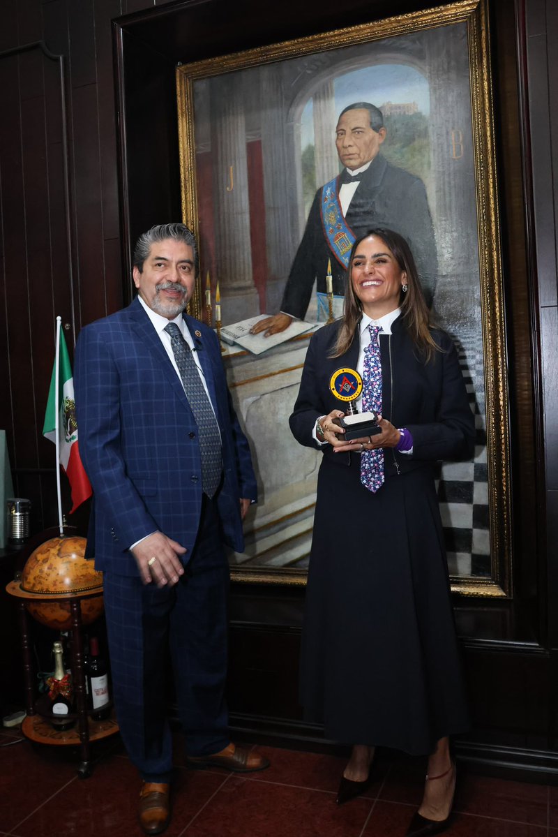 Alessandra Rojo de la Vega tweet media