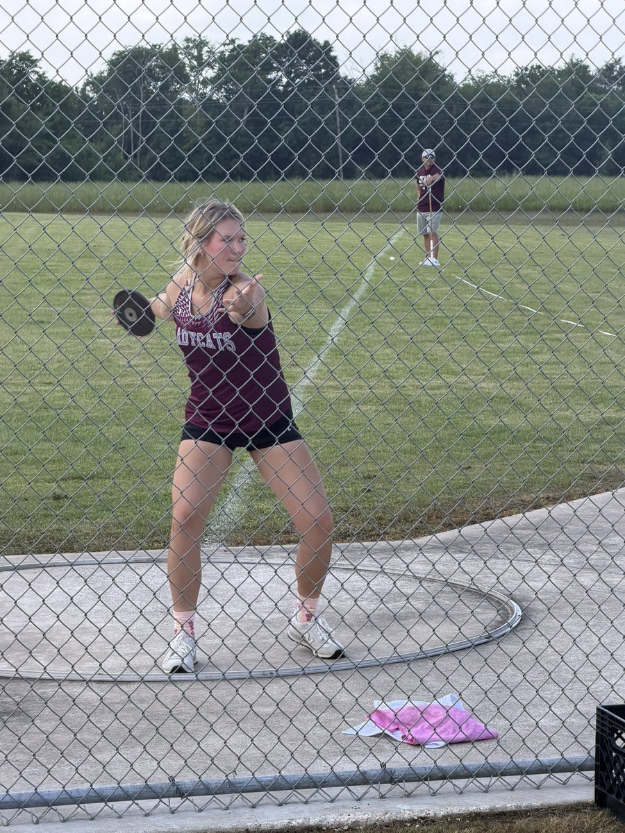 Coach James Reyes tweet media